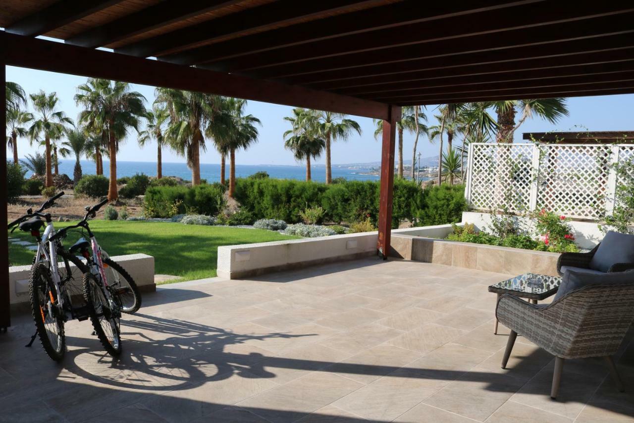 Yulya Villa By Taimoura Pafos Exterior foto